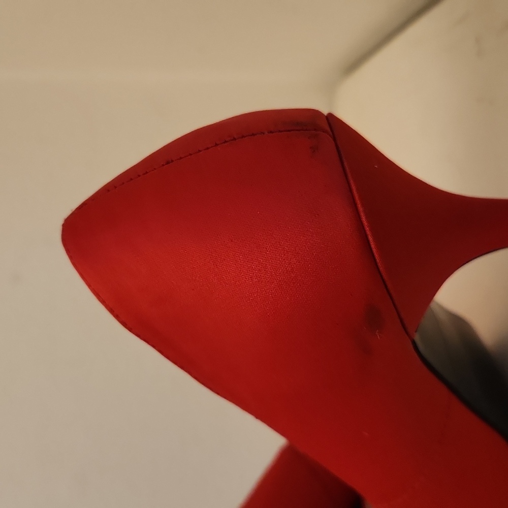 ♤ Summer Rio Bright Red Heels - Picture 6 of 11